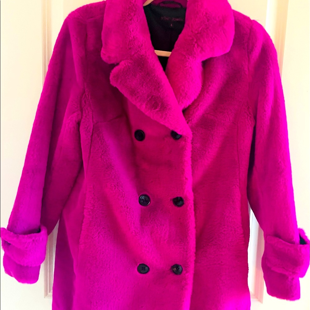 Beautiful and FUN Betsey Johnson Faux Fur Hot Pink Pea Coat
